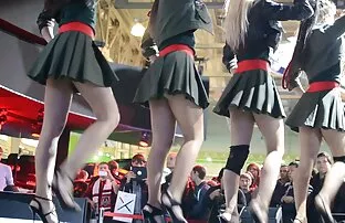 XXX La figlia della sorella tradisce la mamma, in parte dell'appartamento matura scopata italiana