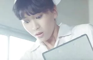 XXX Donna giovane, Big-colpire partner nel suo anale video porno matura con giovane