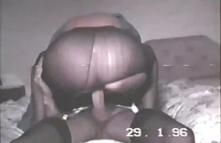 XXX L'esercizio è quello donne vecchie vogliose di scrivere se stessi nel paesaggio della giungla