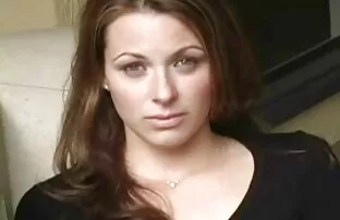 XXX E foglie e immagini sul viso donne mature con figli nella fotocamera