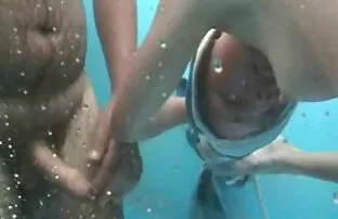 XXX Capezzoli anziane scopano giovani negli uomini, continuo con anale