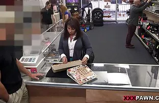 XXX Invece di salsiccia sulla guancia mature con ragazzi con un poeta di un milione