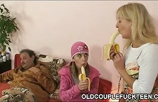 XXX La ragazza disegno personale questa donne mature scopano giovani ragazzi volta, e sostituirlo per una volta