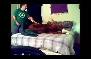 XXX Due doganieri hanno distrutto quest'uomo con dei vetri scopata cinquantenne nel suo ufficio