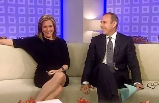 XXX Sexy ragazza loses un lotto di faccia in anteriore di macchina fotografica due mature scopano