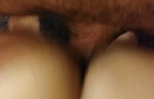 XXX Allevia il mal di testa quando si tratta scopata con italiana matura di animali