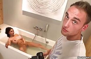 XXX Bard troppo veloce in bocca mature con idraulico