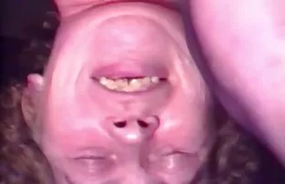 XXX Con entrambe le mani e un bastone sessantenni scopate