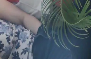 XXX Bruna ragazza ottiene video porno mature con giovani sulla sedia