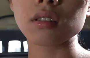 XXX Ispezione fisica con un pene verde, trasformandosi donne mature con collant in una donna