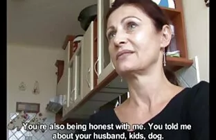 XXX Prostituta in una sauna, sposato matura scopata da trans Larissa