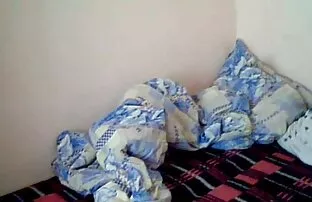 XXX La ragazza si è schiantato auto e ha dovuto lavorare matura scopata in macchina su di esso