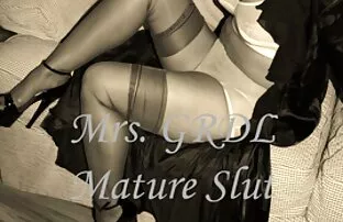 XXX Pop gli amanti di mature con vecchi giocare