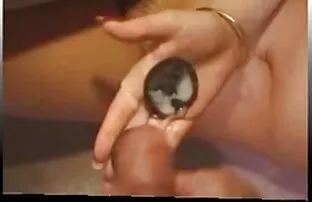 XXX Gli studenti mangiano belle mature vogliose caramelle e coccole a letto